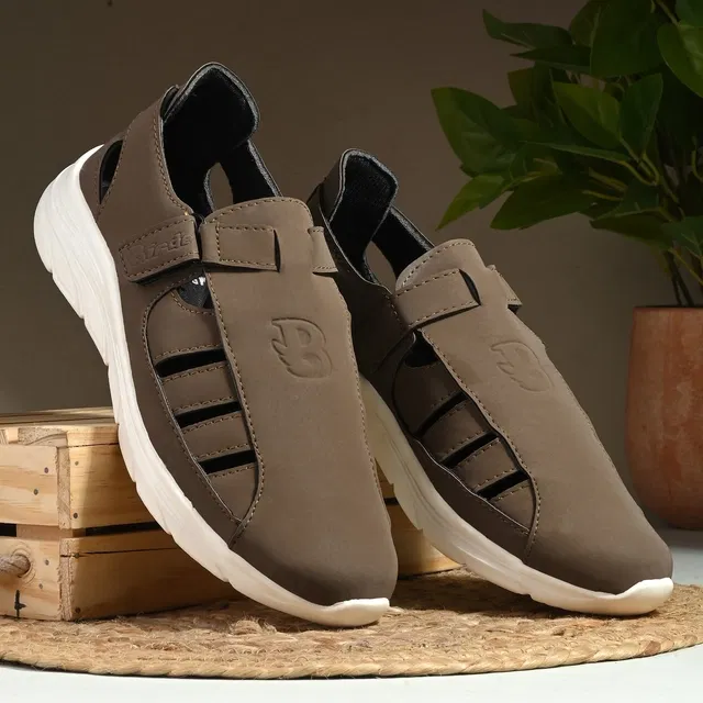 Casual Shoes for Men (Brown, 8)