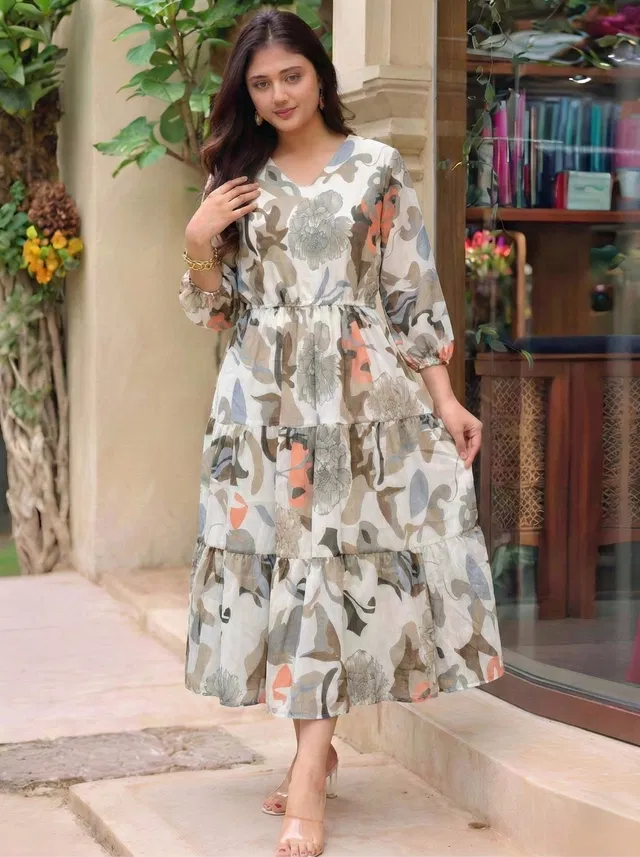 Poly Georgette Floral Print Kurti for Women, Peach (M)