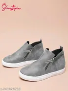 Shoetopia Solid Synthetic Comfort Heel Boots Grey 