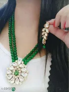 Elegant Pearl Jewellery Set