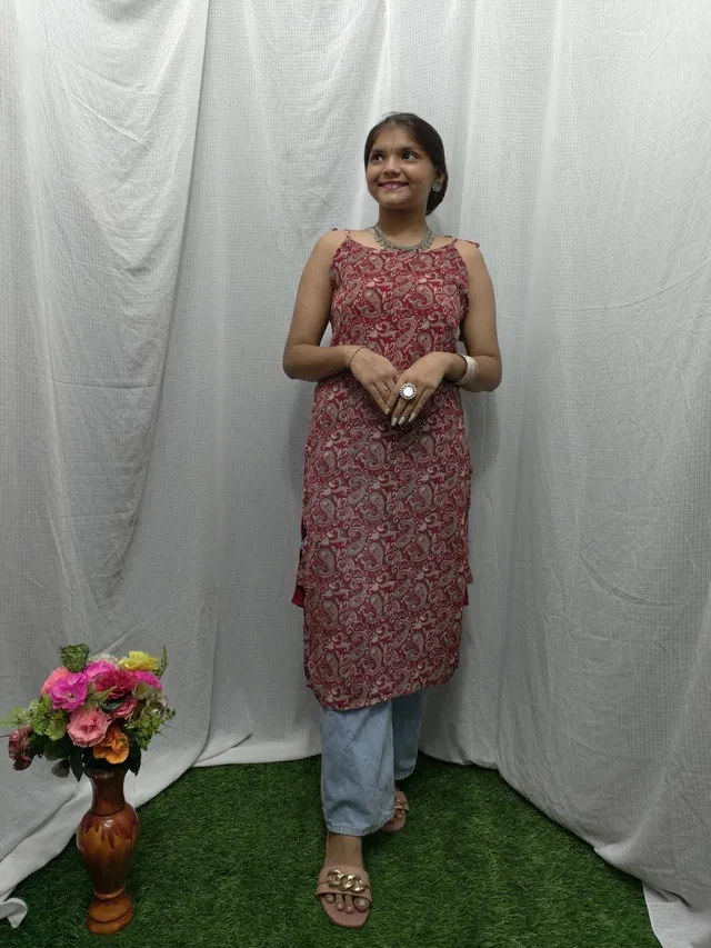 Tie Up Sleeveless Kurti for Women (Maroon, L)