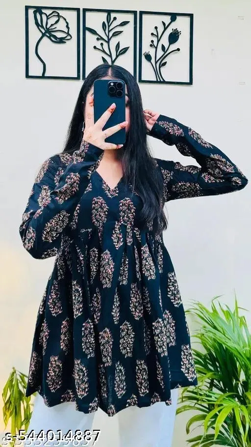 Ethnic Motif Printed V-neck Rayon Short Kurti for Women (Navy Blue, XL)