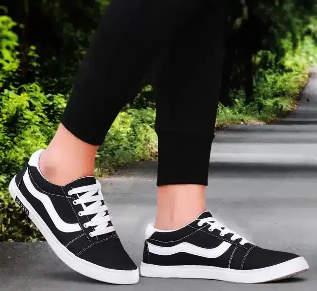 Casual Shoes for Men (Black, 8)