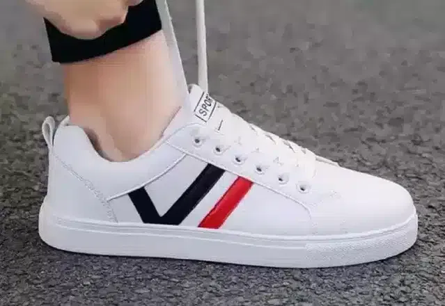 Sports Shoes for Men (White, 7)