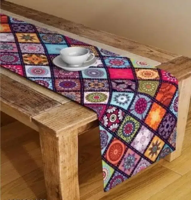 Knit Printed Table Runner (Multicolor, 72 Inches)