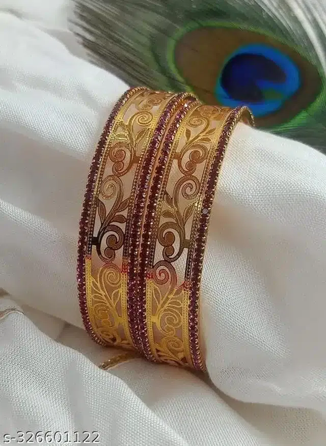 Trendy Bangles for Women (Gold, 2.8)