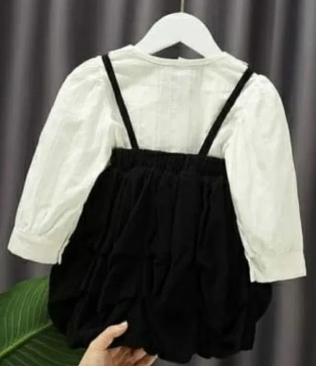 Crepe Printed Clothing Set for Girls (Black, 1-2 Years)