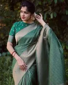 Litchi Silk Stripe Saree for Women, Green 