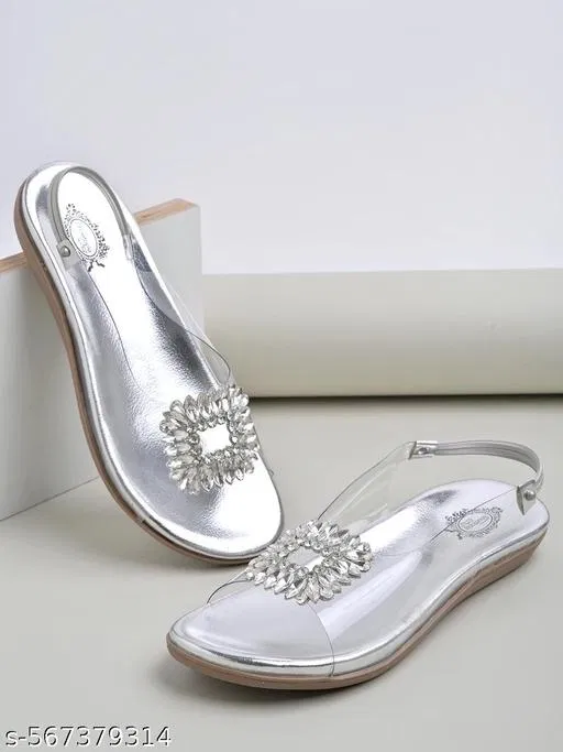 Shoetopia Girls Flat Sandals Silver Size 5.0