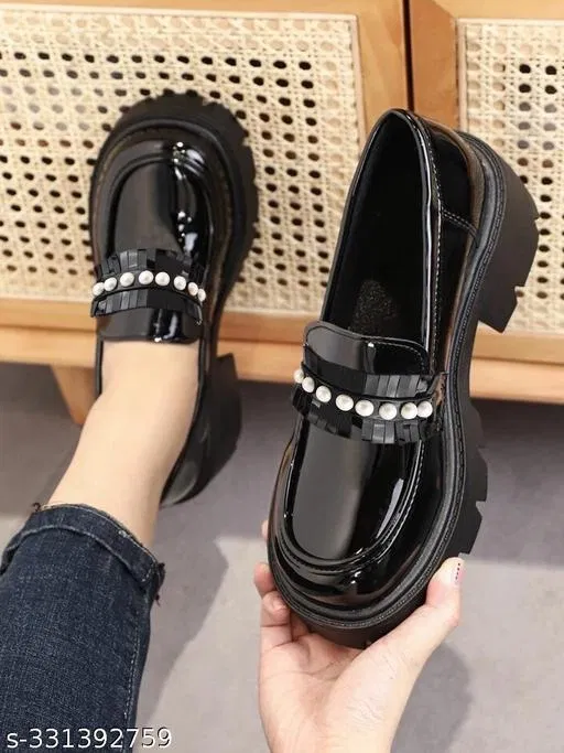 Shoetopia Girls Loafers (Black, Size 3.0)