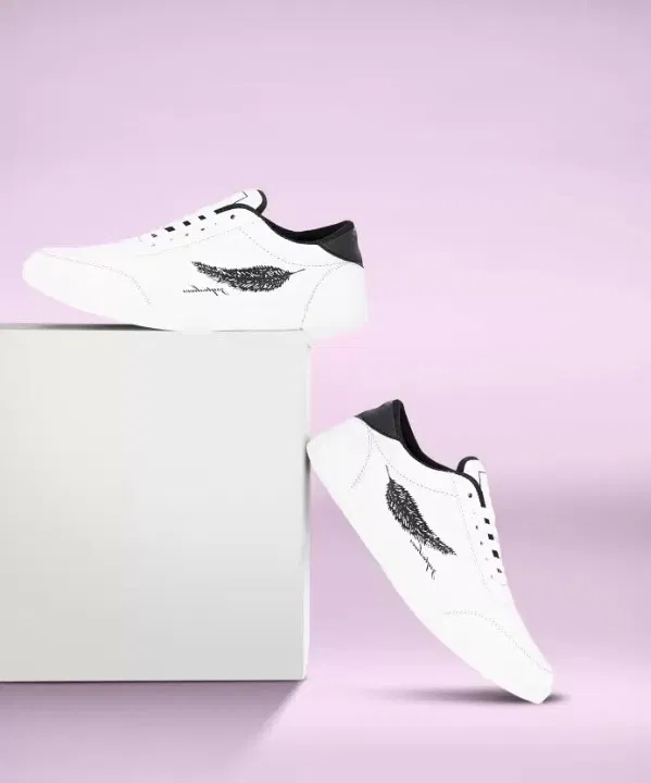 Sneakers for Men (White, 7)