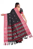 SVB एम्बेलिश्ड साड़ी फॉर वीमेन 