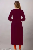 Embroidered Kurta Set with Solid Print for Women 