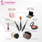 Oval Makeup Brush 
