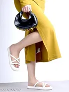 Shoetopia Solid White Flat Sandals 