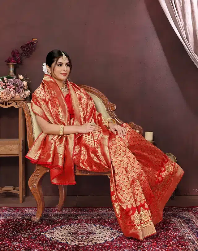 Banarasi Silk Zari Woven Saree for Women (Red, 6 m)
