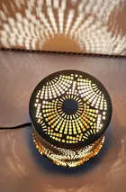 Metal Decorative Electric Moroccan-Style Oil Burner with Oil 