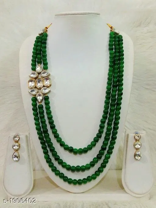 Beautiful Alloy And Glass Beads Necklace Set for Women, Green