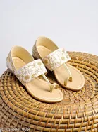 Shoetopia Flat Cream Embellished Size 6.0