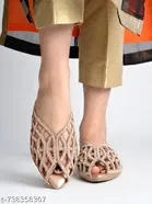 Shoetopia Pink Embellished Juttis & Mojaris 