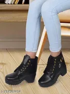 Boots for Women (Black, 3)