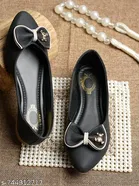 Shoetopia Black Ballerinas 