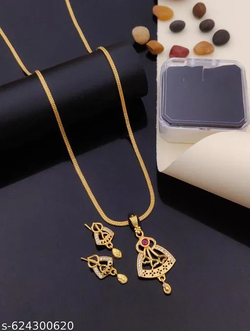 Pendant with Chain for Women (Gold)