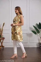 Printed Floral Tops & Tunics for Women 