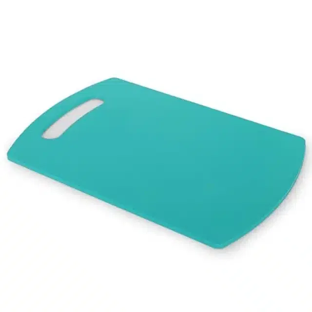 Plastic Vegetable Cutting Board (Blue, 20x15 cm)