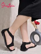 Shoetopia Girls Flat Sandals Black Size 8.0