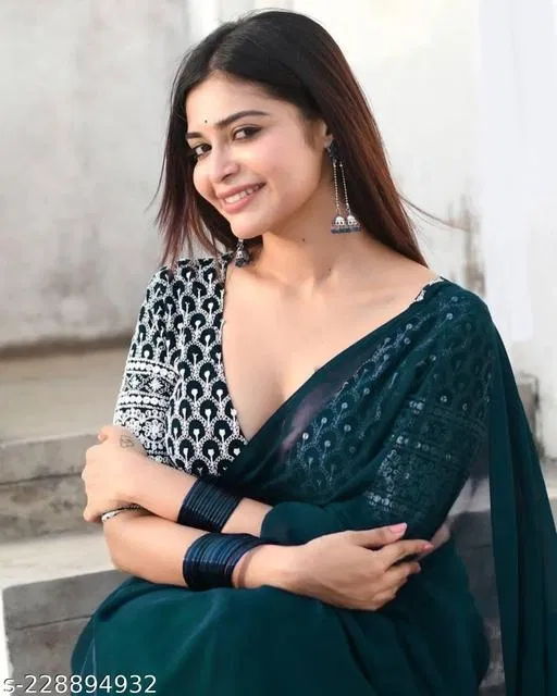 Georgette Solid Saree For Women, Green