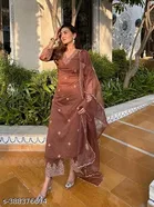 Ethnic Motifs Printed Kurti Set for Women 