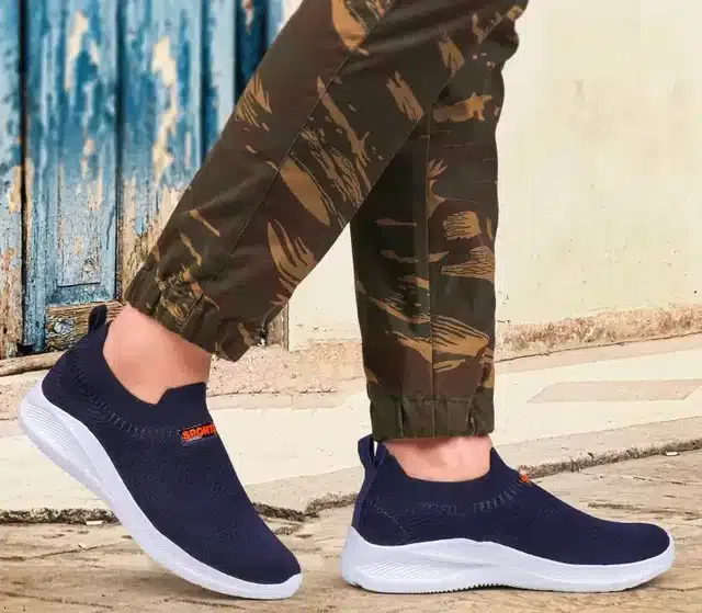 Sports Shoes for Men (Blue, 7)