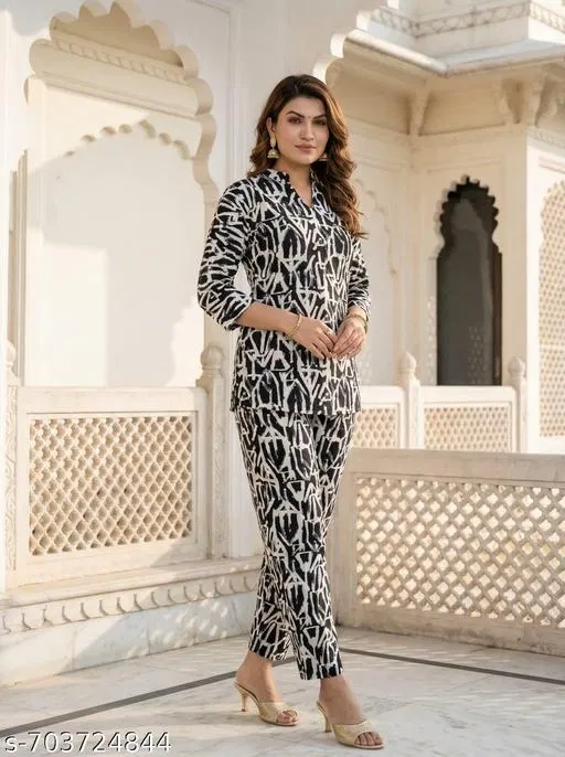 Kurta Set for Women (Black, XXL)