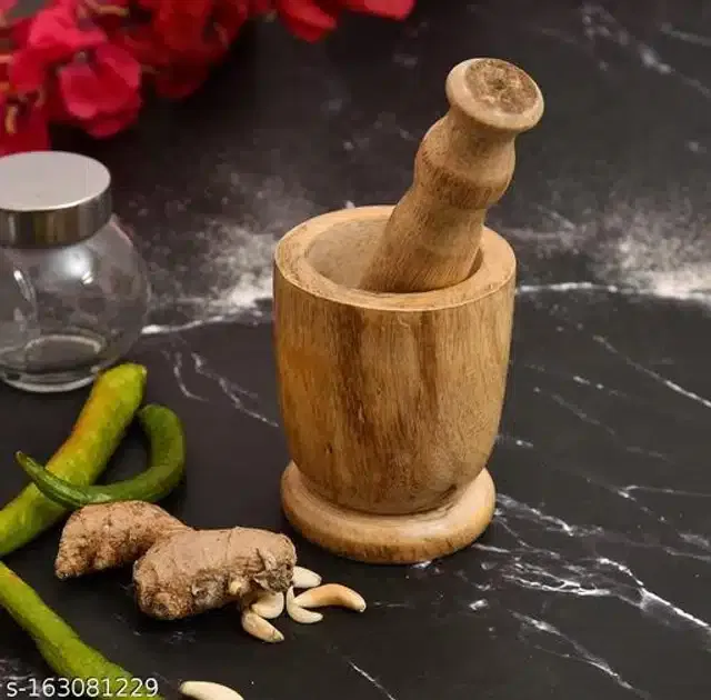 Wooden Carved Mortar & Pestle (Brown, Set of 1)