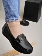 Shoetopia Solid Synthetic Loafers for Girls 