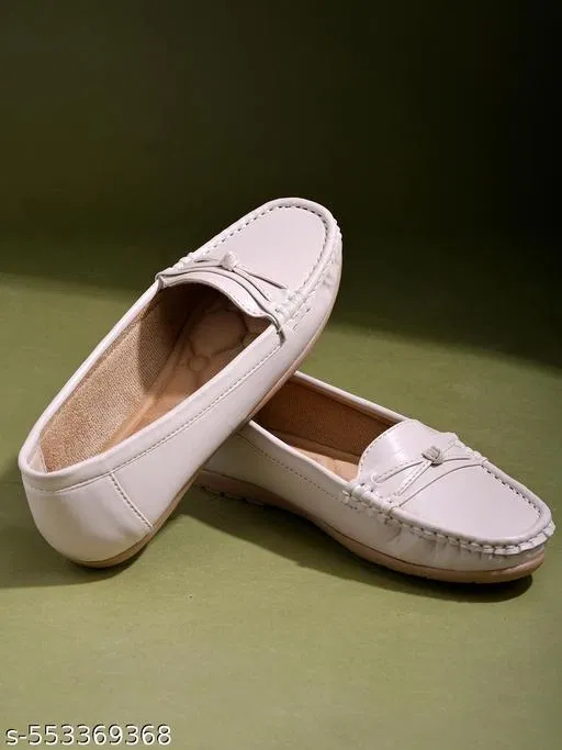 Shoetopia Girls Loafers (Cream, 8-8.5 Years)