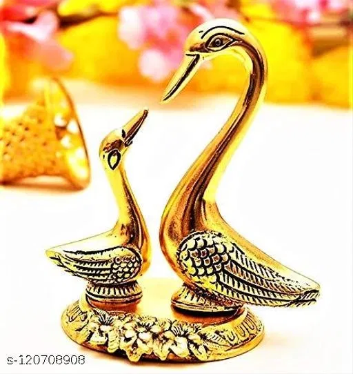 Pewter Kissing Duck Showpiece, Set of 2 (Gold)