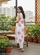 Printed Ethnic Kurti for Women with Modern Floral Artwork 