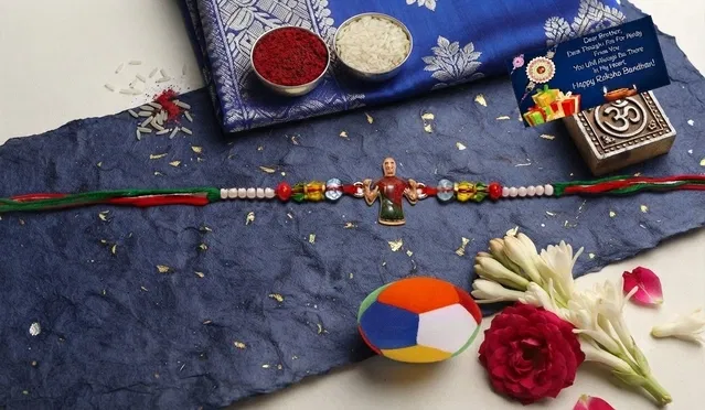 Metal Ronaldo Ball Rakhi (Multicolor, Pack of 1)