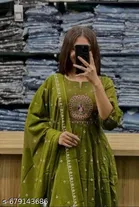 Printed Acrylic Kurta Set for Women 