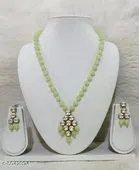 New Designer Kundan Necklace for Woman With Earring, Green