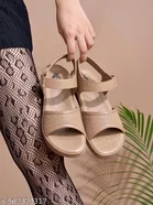 Shoetopia Girls Sandals Beige Size 4.0