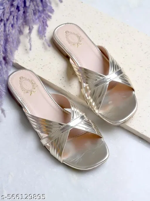 Shoetopia Girls Solid Flat Sandals Gold Size 5