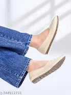 Shoetopia Cream Ballerinas 