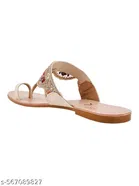 Shoetopia Girls Printed Flat Sandals Cream Size 7.0