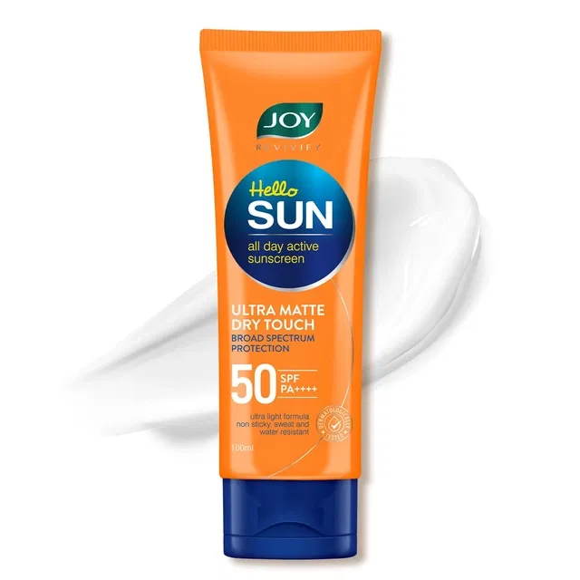 जॉय हेलो सन अल्ट्रा मैट ड्राय टच सनस्क्रीन 50 SPF PA++++ (100 ml)