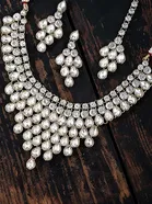 Elegant Pearl Jewellery Set
