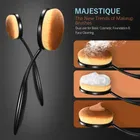 Majestique Oval Foundation Brush 