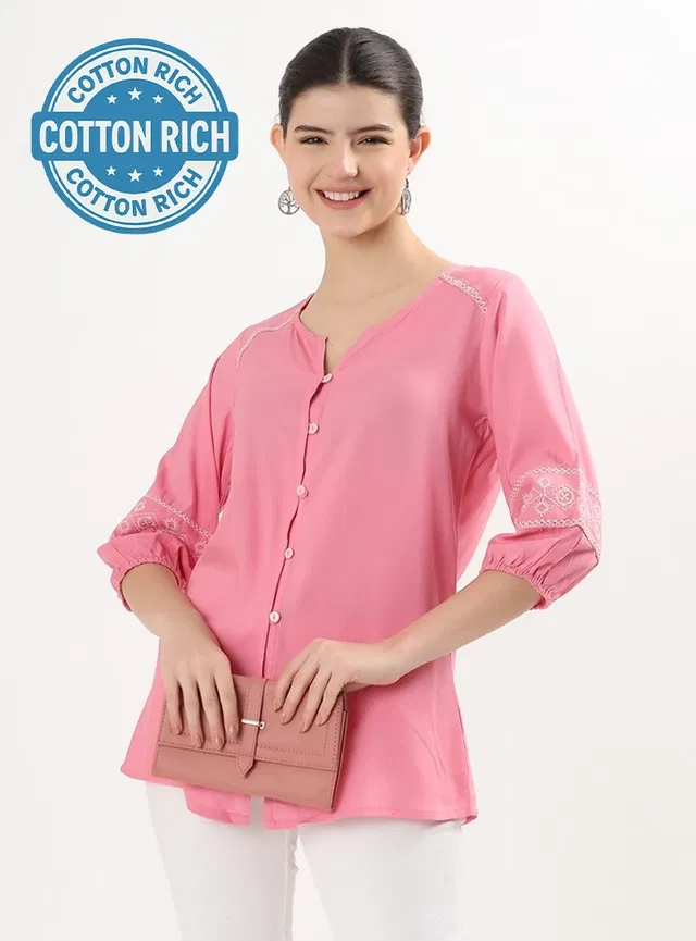 Women's Casual Regular Sleeves Embroidered Short Kurti (Pink S)